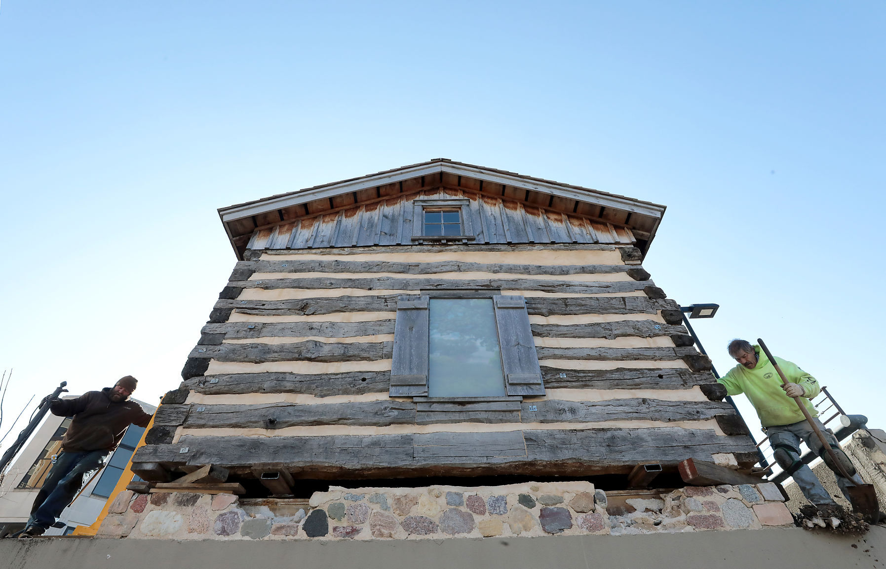 Cabin originally from Walworth County